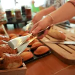 Ibis Lille Centre 투르쿠앵