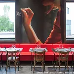 Ibis Lille Centre 투르쿠앵