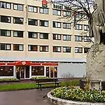 Ibis Lille Centre 투르쿠앵
