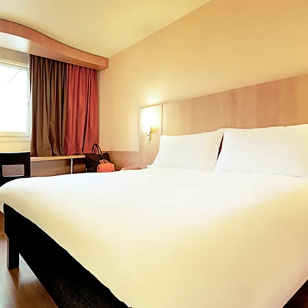 Ibis Lille Centre فندق 3*